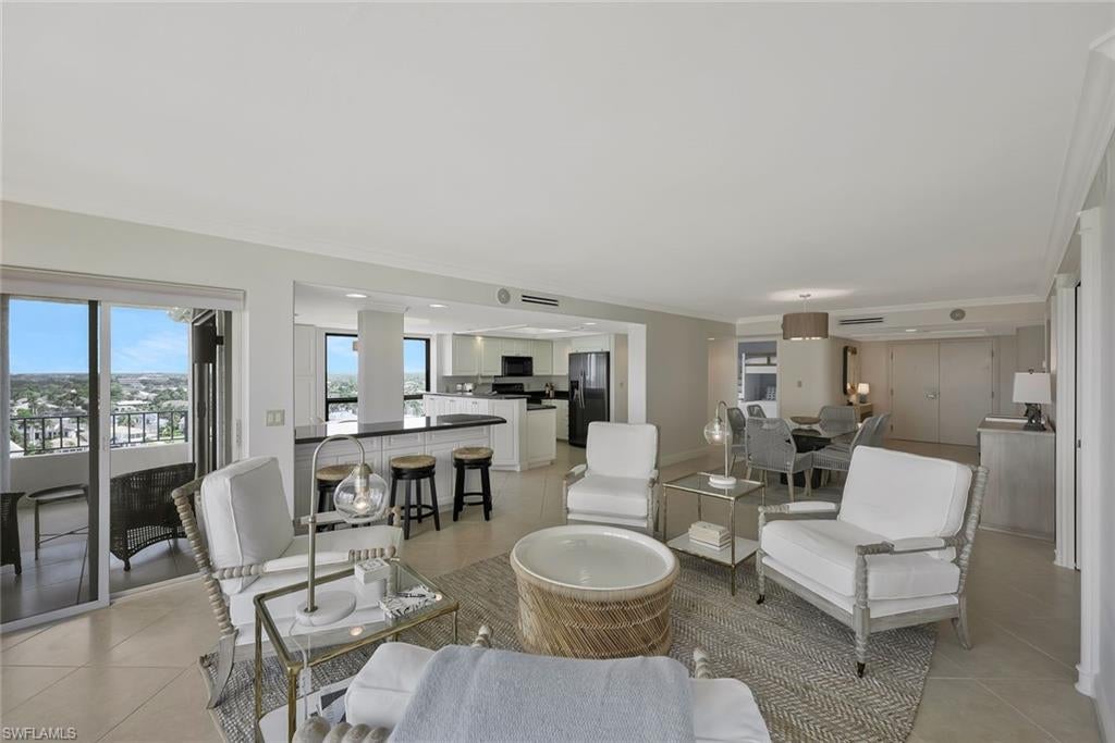 SOLAMAR - Residential Lease
