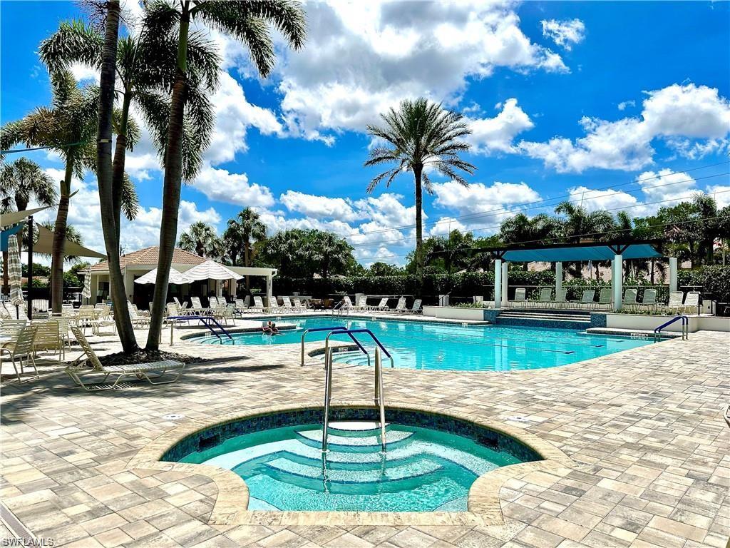 HUNTERS RIDGE - Residential