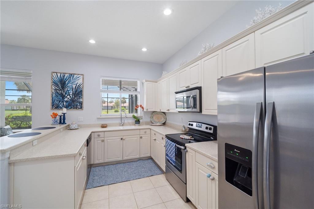 HUNTERS RIDGE - Residential