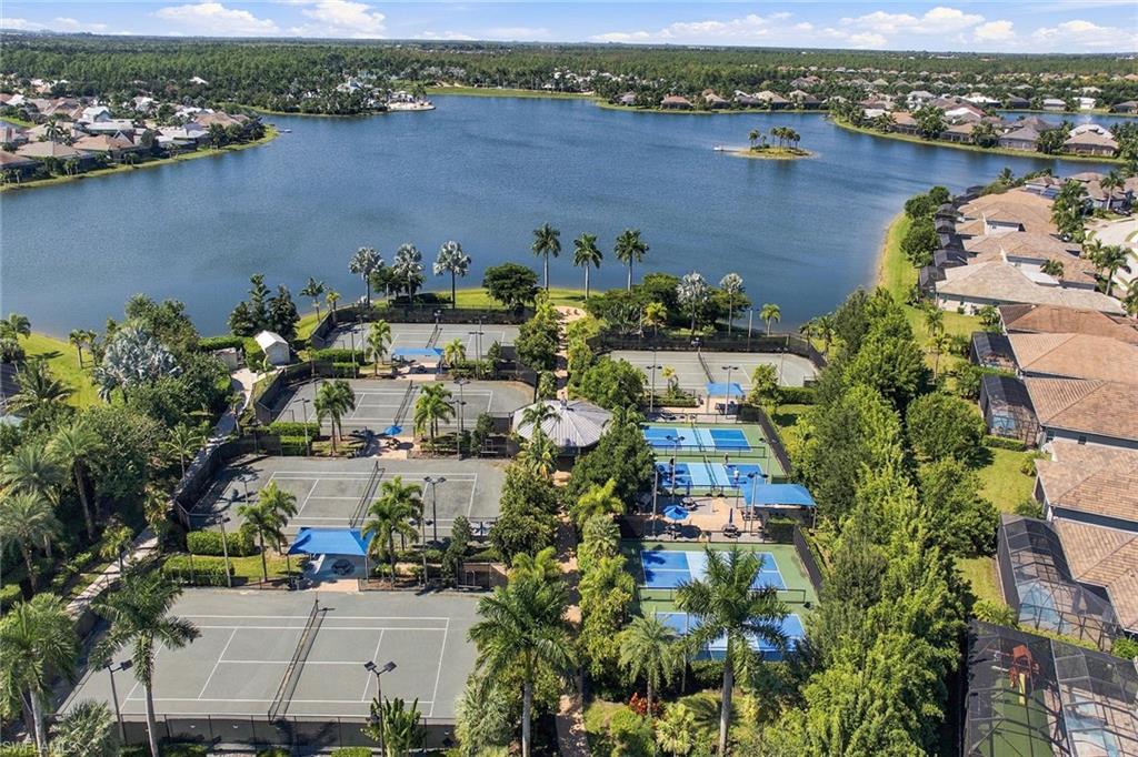 CORAL HARBOR - Residential