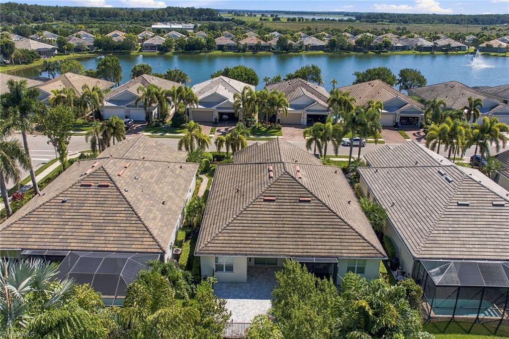 CORAL HARBOR - Residential