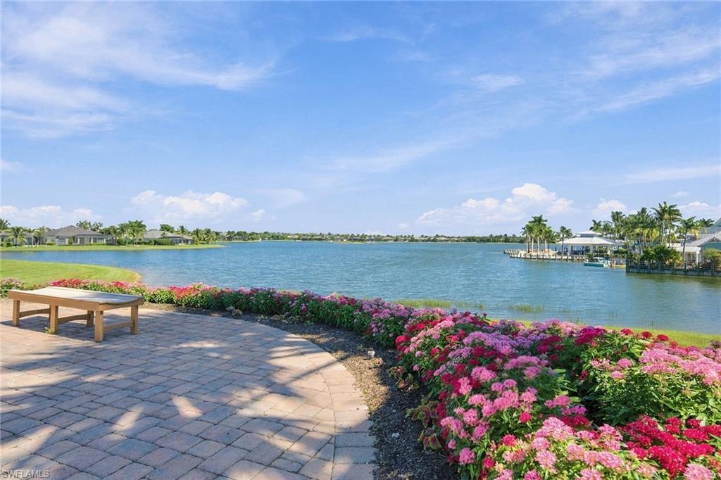 CORAL HARBOR - Residential