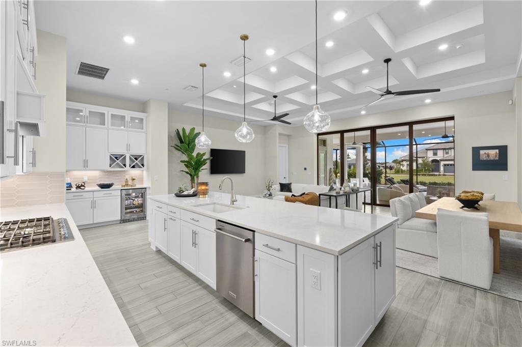 CORKSCREW ESTATES - Residential