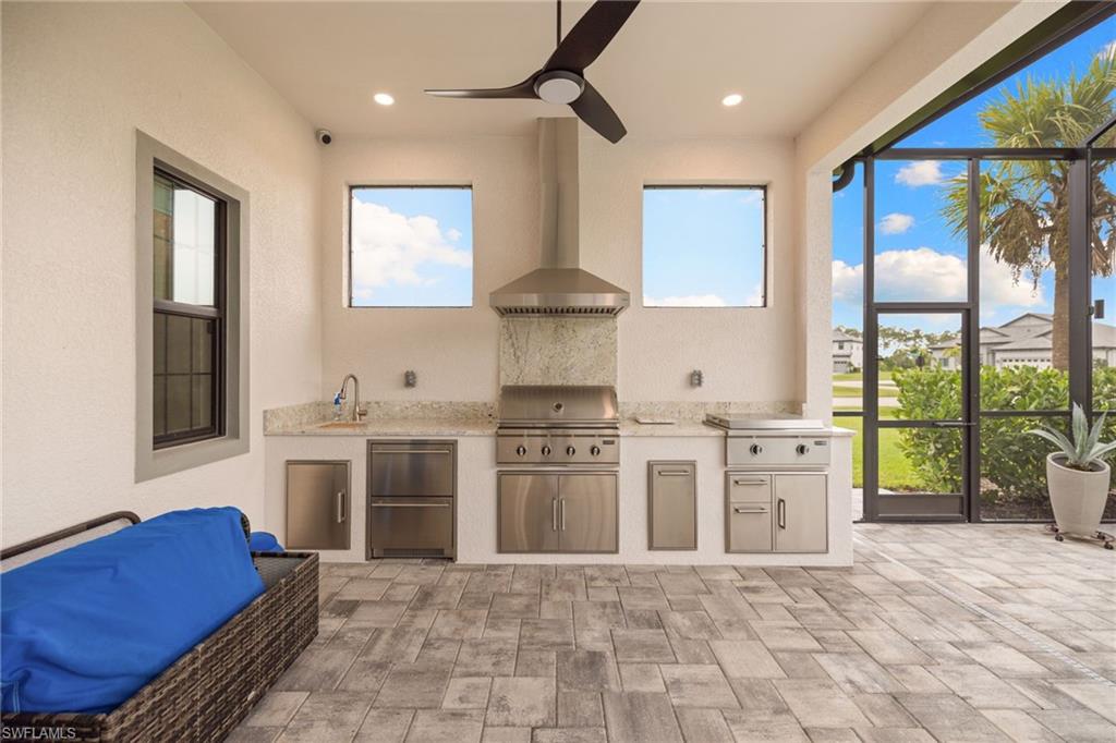 CORKSCREW ESTATES - Residential