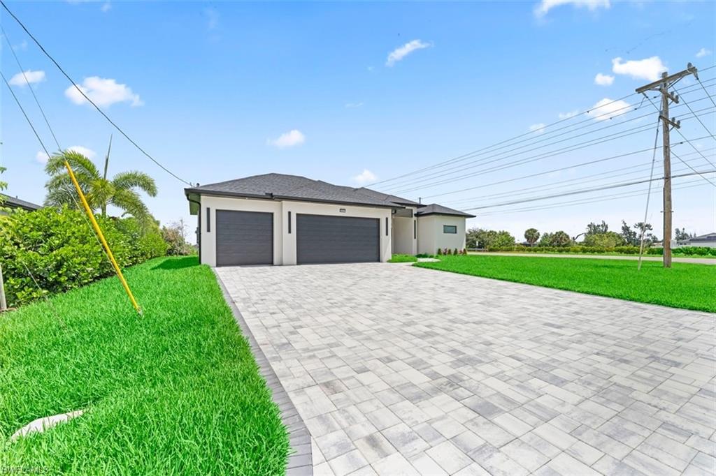 CAPE CORAL - Residential