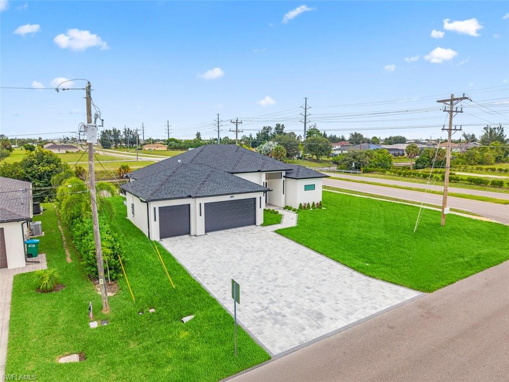 CAPE CORAL - Residential