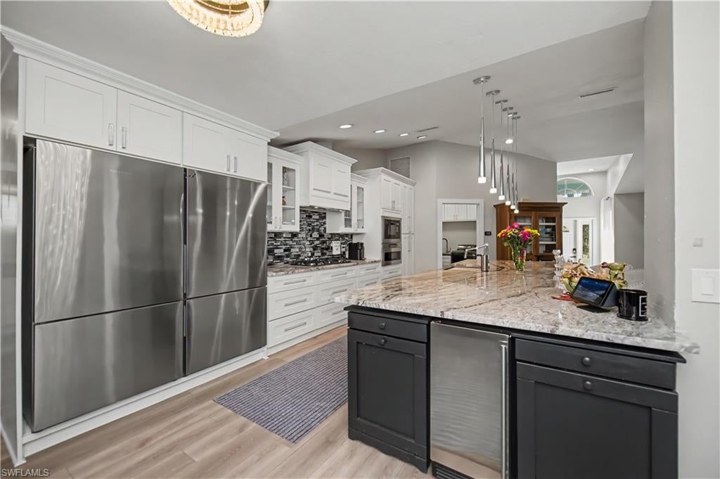 RIVERBEND - Residential