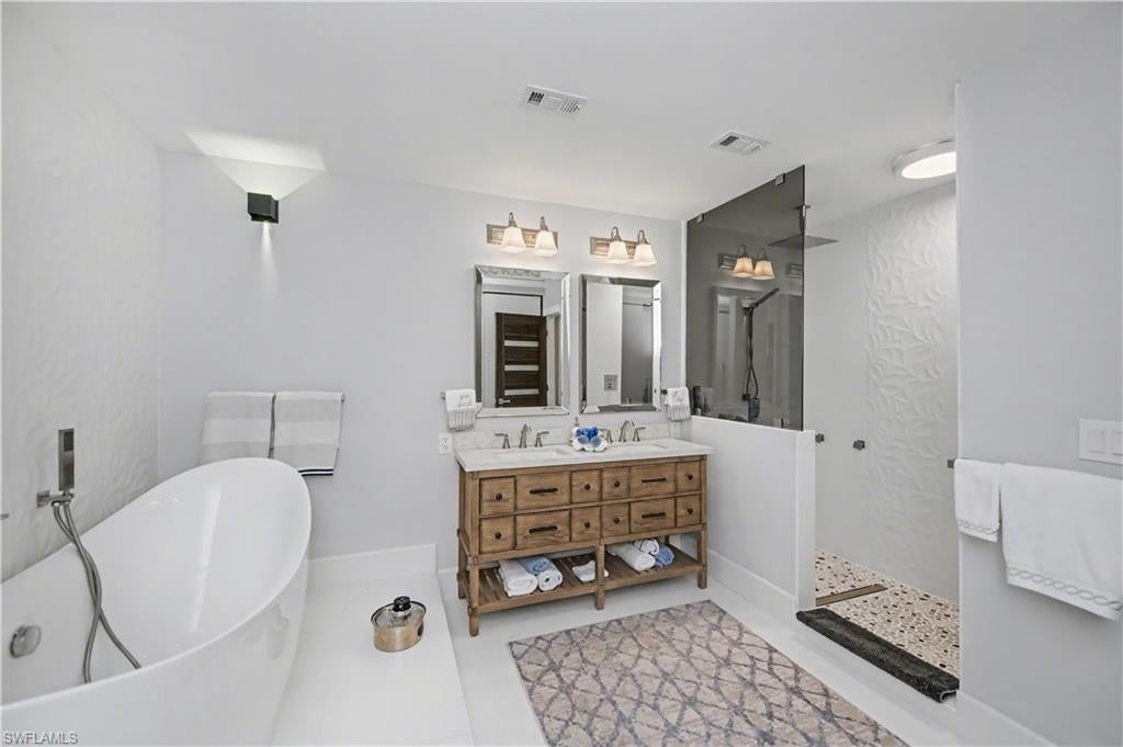 RIVERBEND - Residential