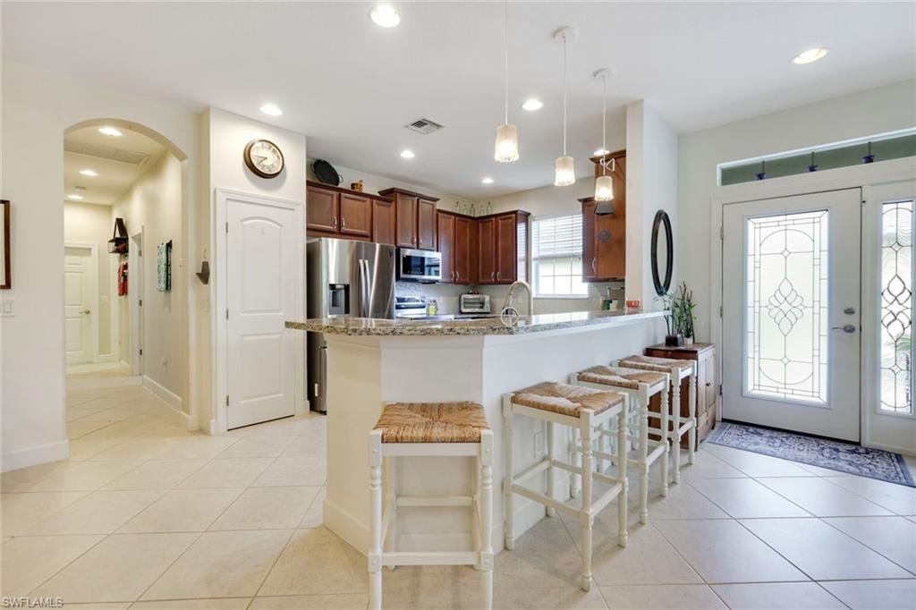 LUCAYA - Residential