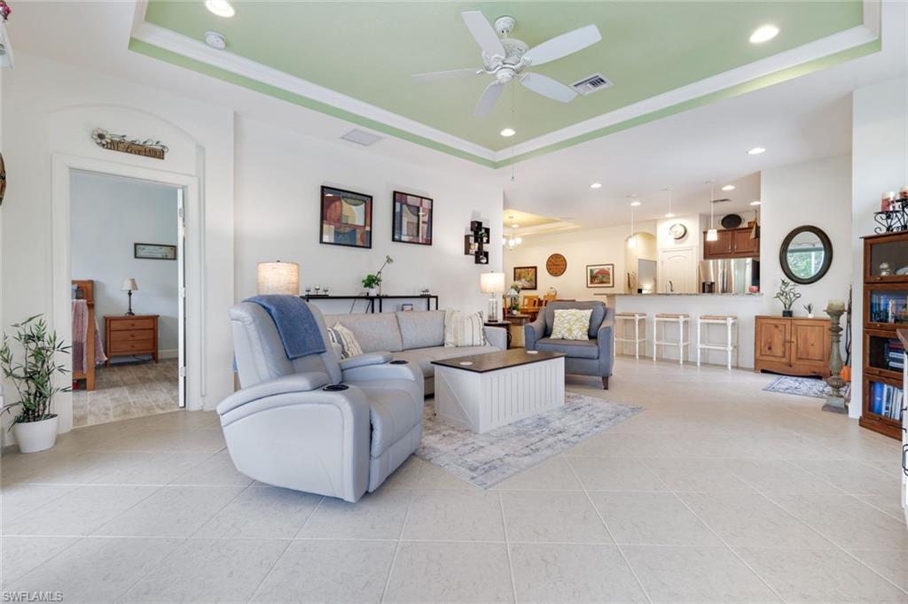 LUCAYA - Residential