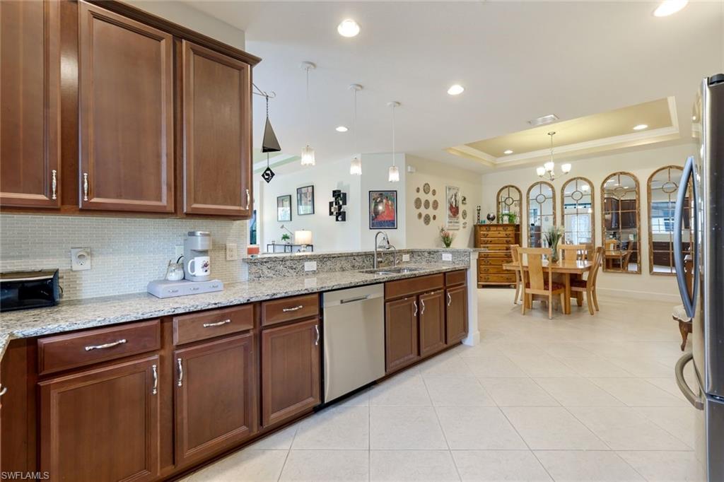 LUCAYA - Residential
