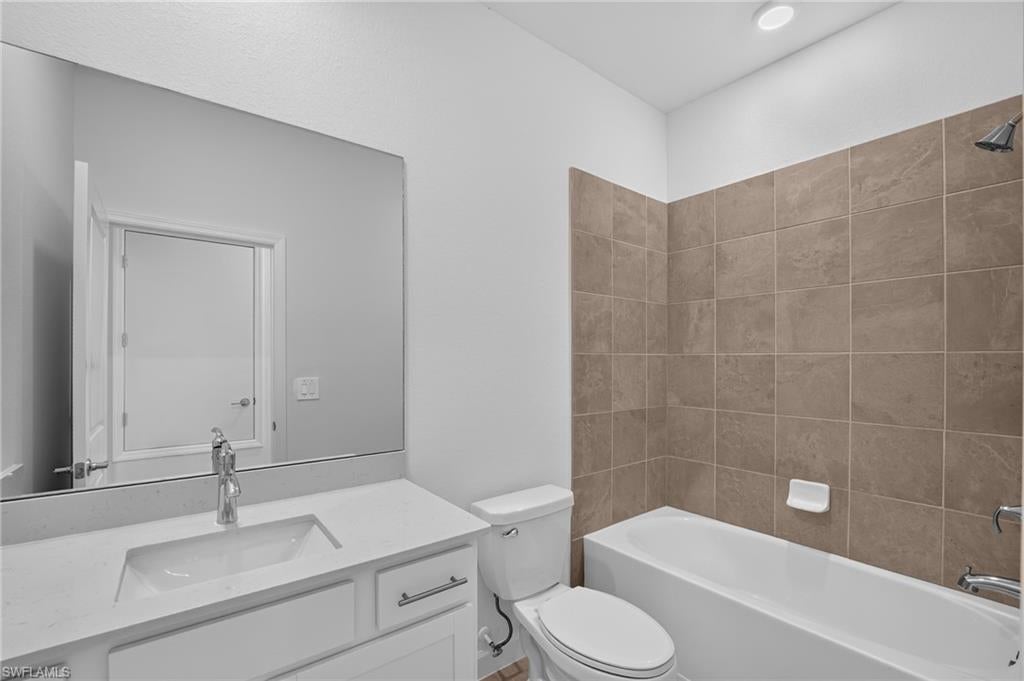 TUCKERS COVE - Residential