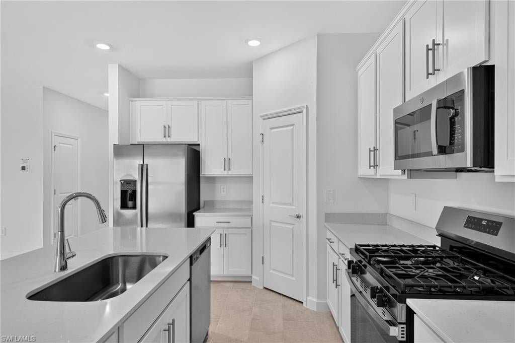 TUCKERS COVE - Residential