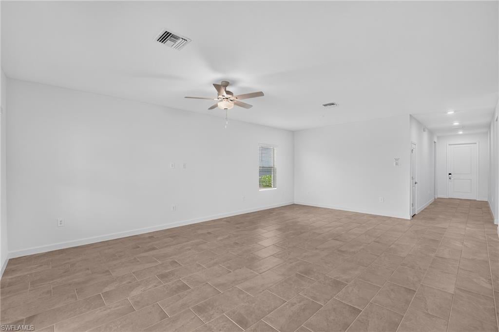 TUCKERS COVE - Residential