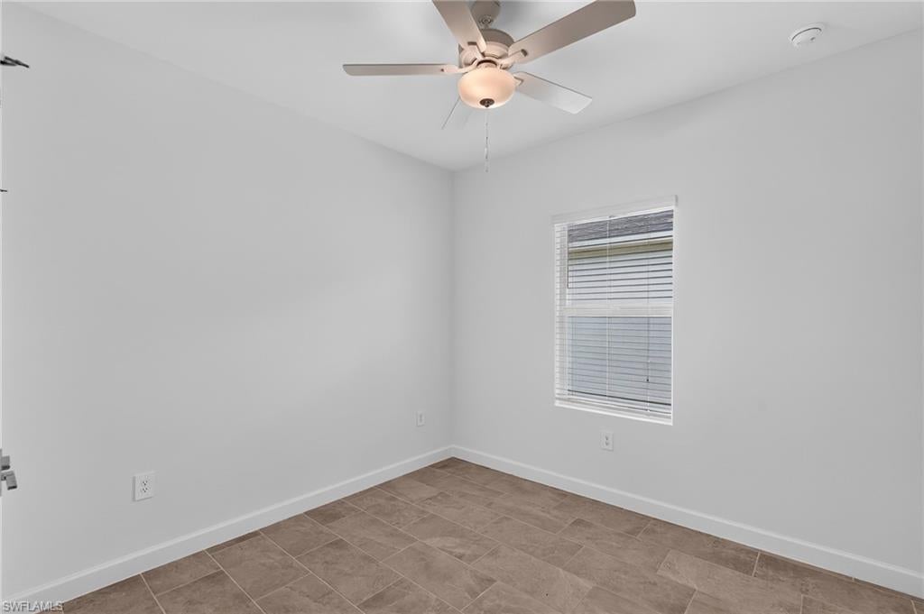 TUCKERS COVE - Residential