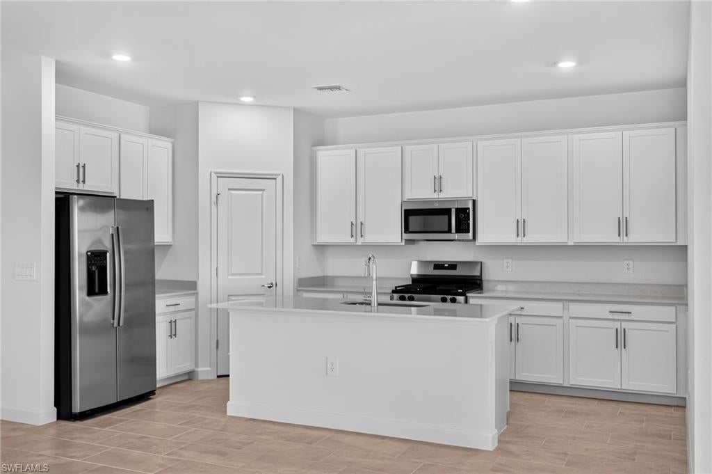 TUCKERS COVE - Residential