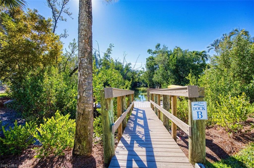 CAPTAINS WALK - Residential