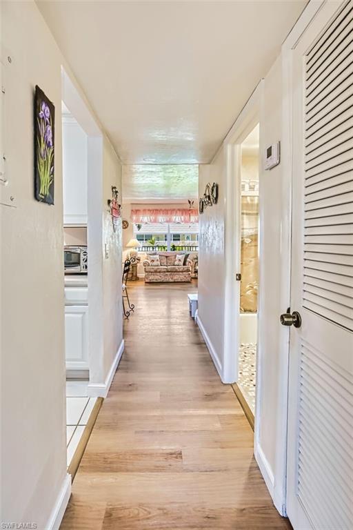 CAPTAINS WALK - Residential