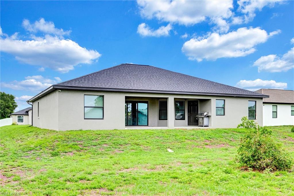 LEHIGH ACRES - Residential