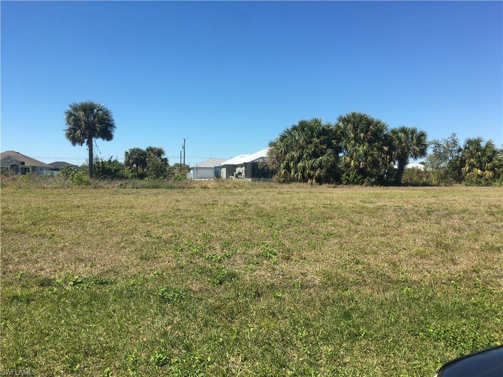 CAPE CORAL - Land