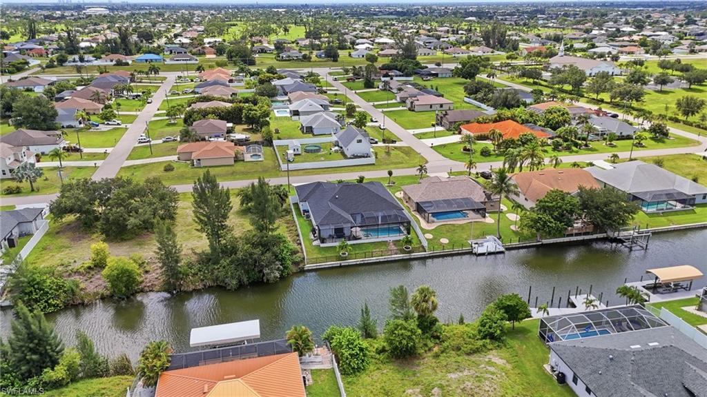 CAPE CORAL - Residential