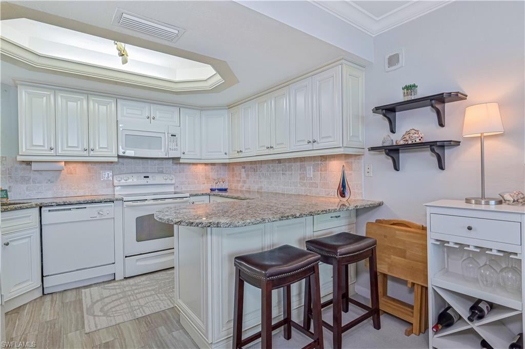 BOARDWALK CAPER - Residential