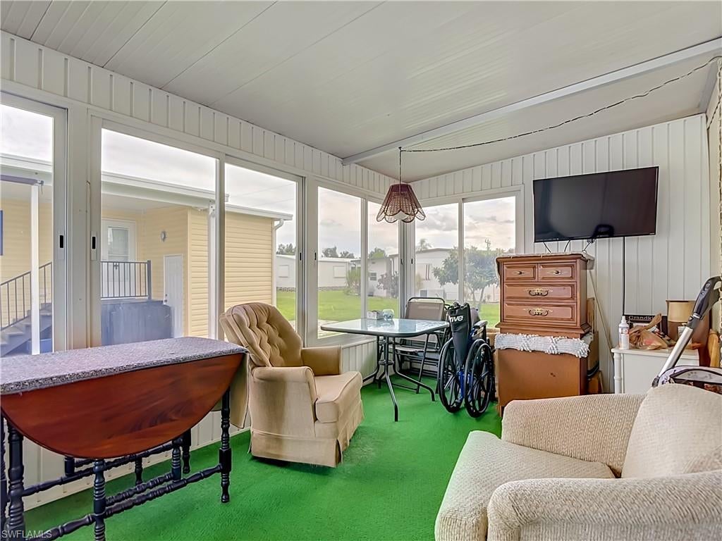 LAKE ARROWHEAD MOB VILLAGE - Residential