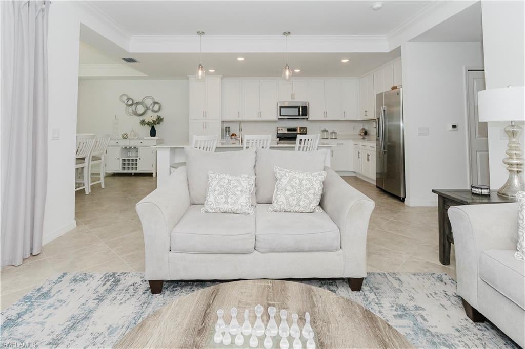 THE NATIONAL GOLF & COUNTRY CLUB AT AVE MARIA - Residential Lease