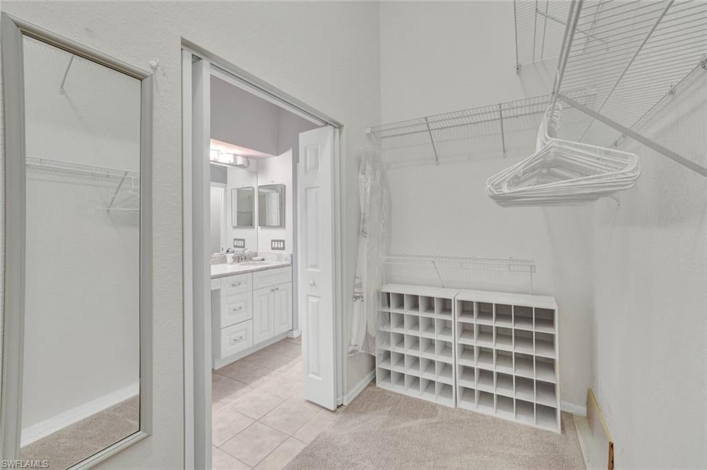 IBIS POINTE - Residential