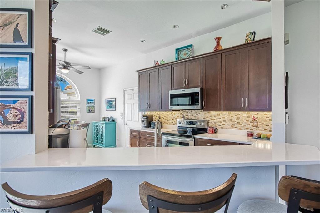 CALOOSA YACHT & RACQUET CLUB - Residential