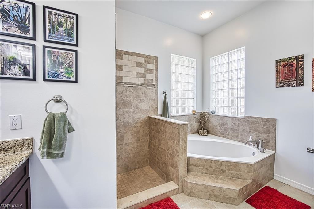 CALOOSA YACHT & RACQUET CLUB - Residential