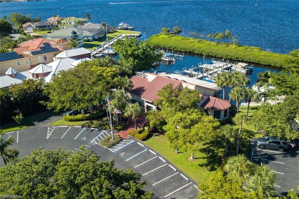 CALOOSA YACHT & RACQUET CLUB - Residential