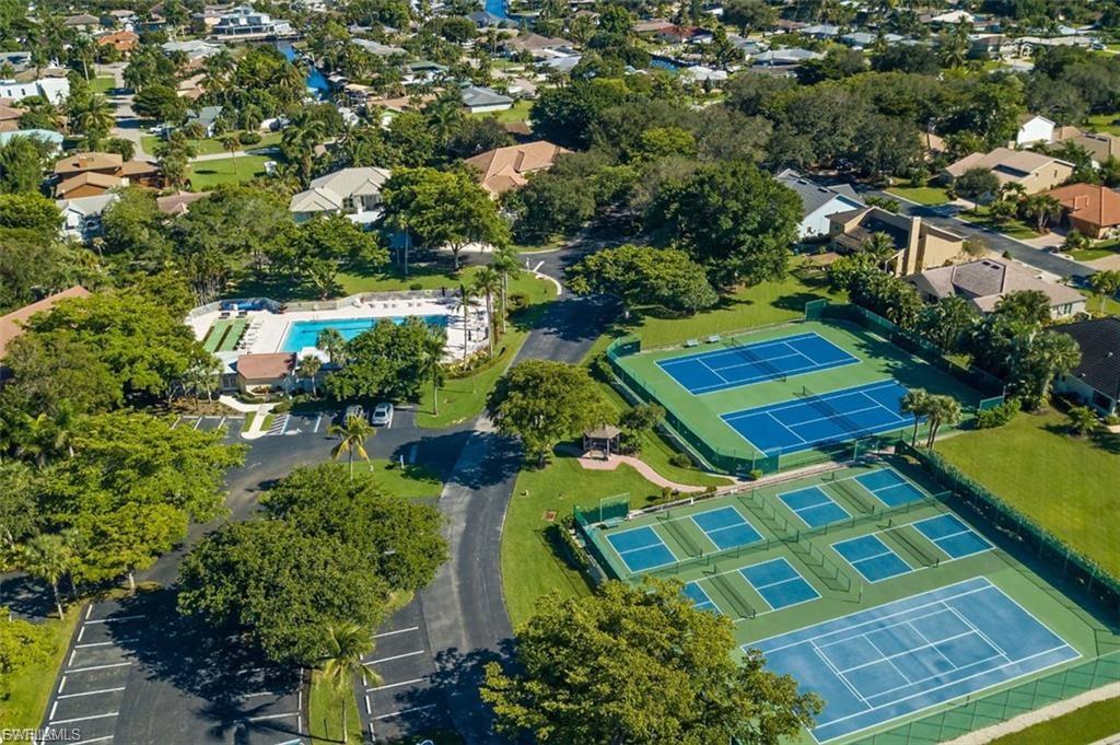 CALOOSA YACHT & RACQUET CLUB - Residential