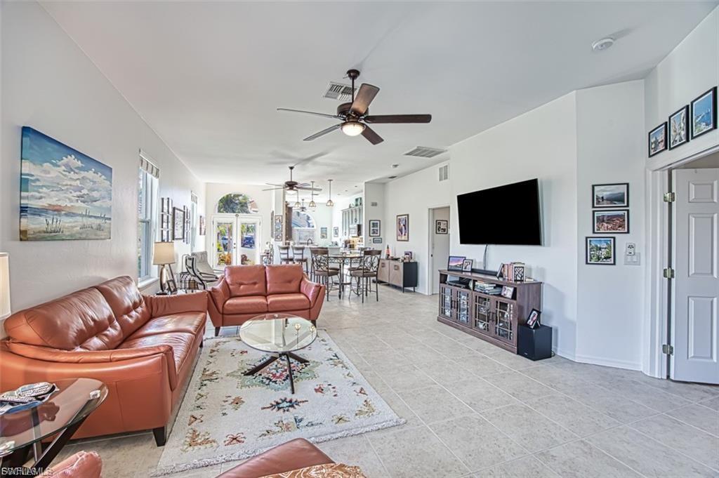 CALOOSA YACHT & RACQUET CLUB - Residential