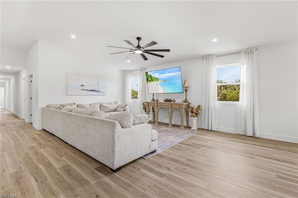 KREAMERS AVOCADO SUBD - Residential