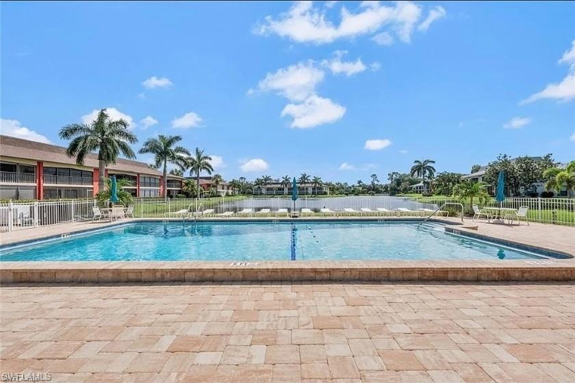 FOUNTAINS II - Residential Lease
