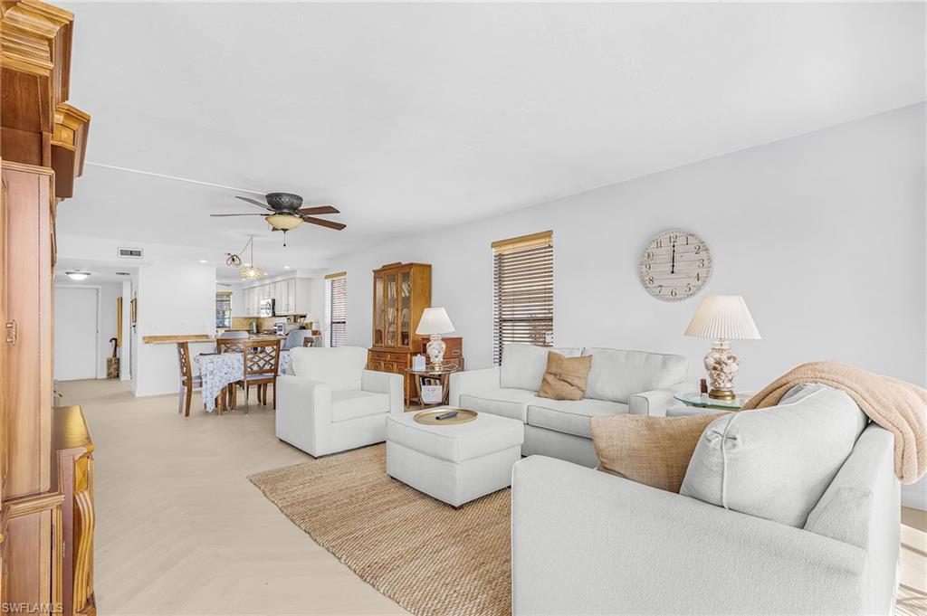 FOUNTAINS II - Residential Lease
