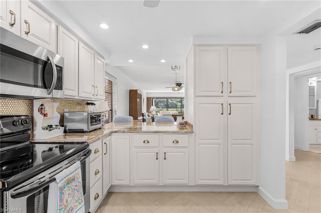 FOUNTAINS II - Residential Lease