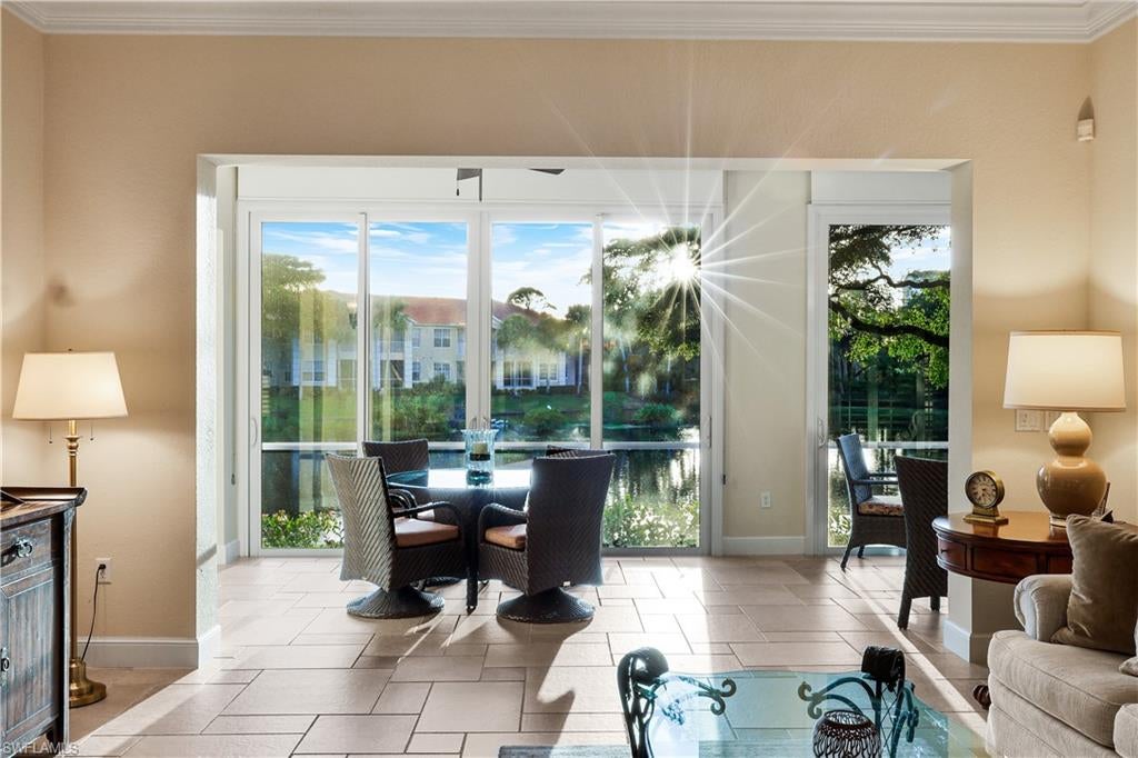 THE HAMPTONS - Residential