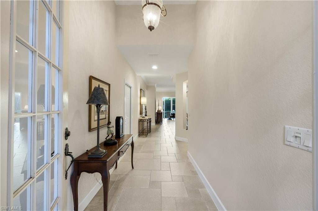 THE HAMPTONS - Residential