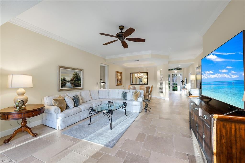 THE HAMPTONS - Residential