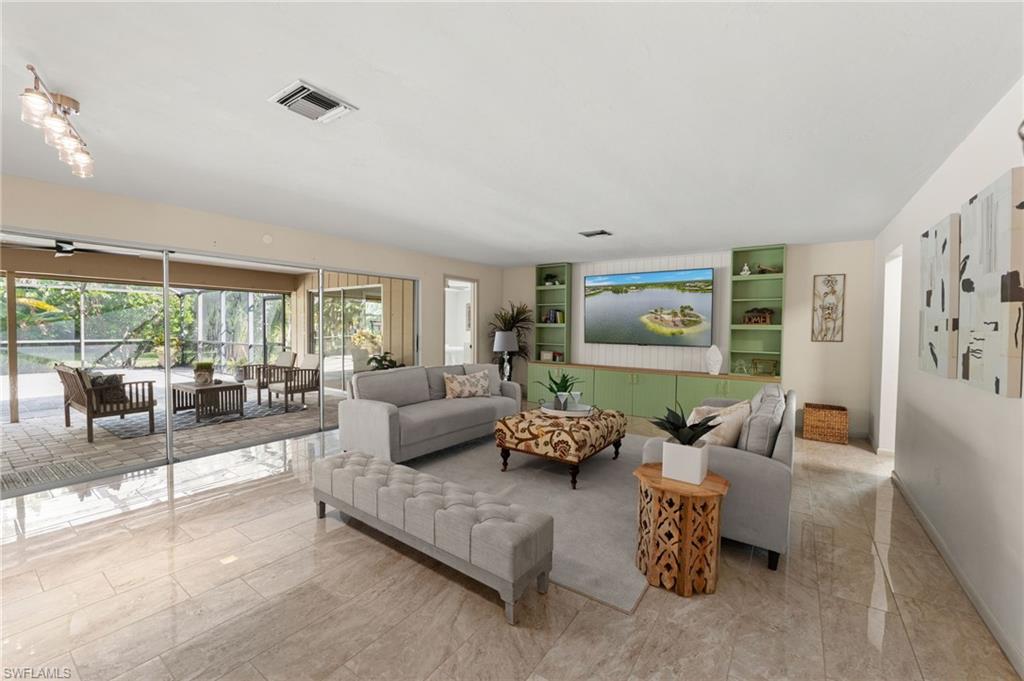 WHISKEY CREEK - Residential