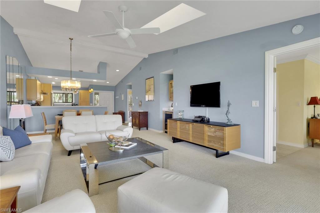 FOX HOLLOW - Residential