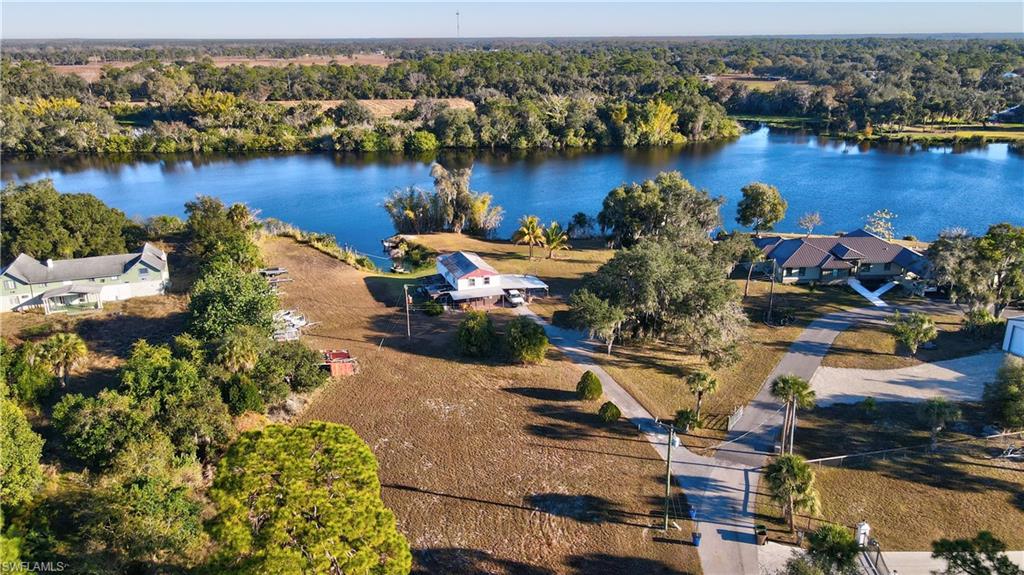 RIVER OAKS - Residential