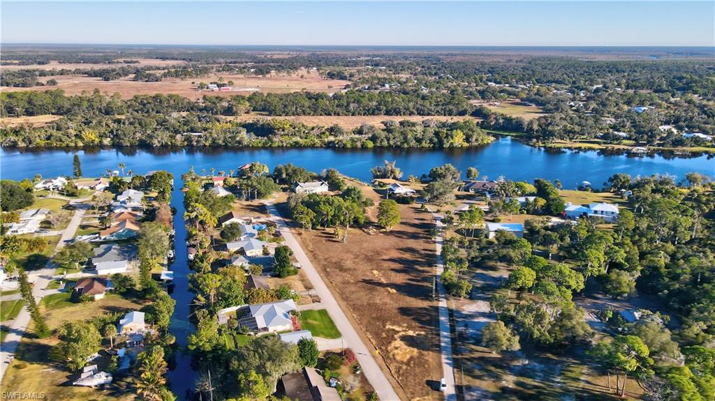 RIVER OAKS - Residential