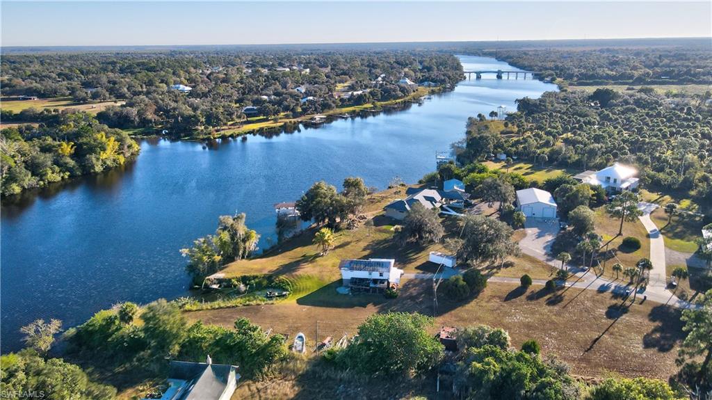 RIVER OAKS - Residential