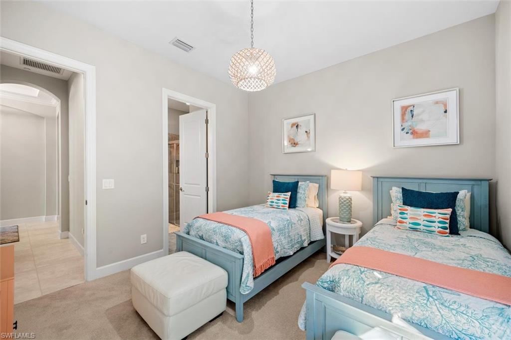 PEBBLE POINTE - Residential