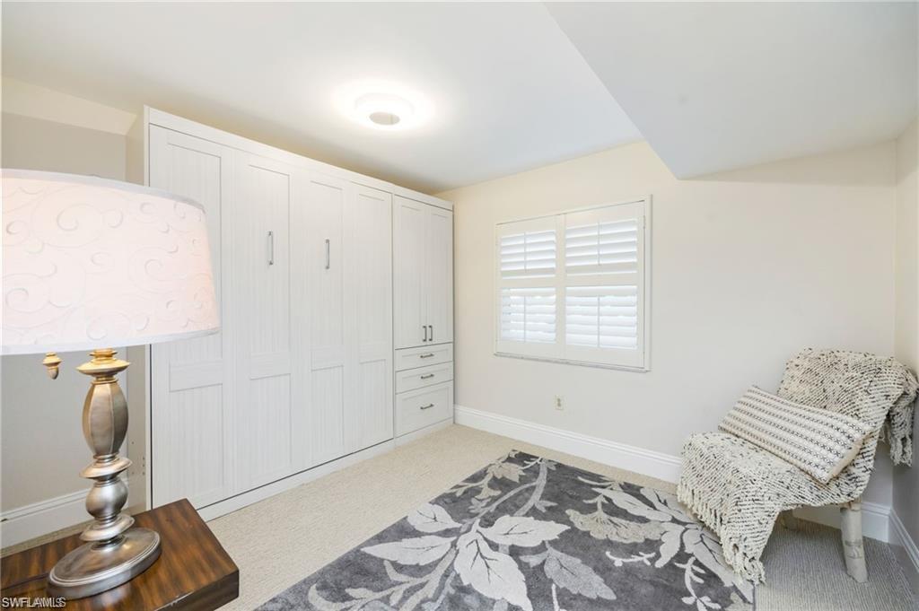 FOUR WINDS - Residential