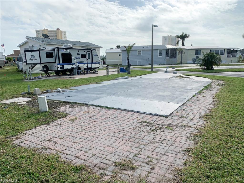 PALMETTO PALMS R V - Land