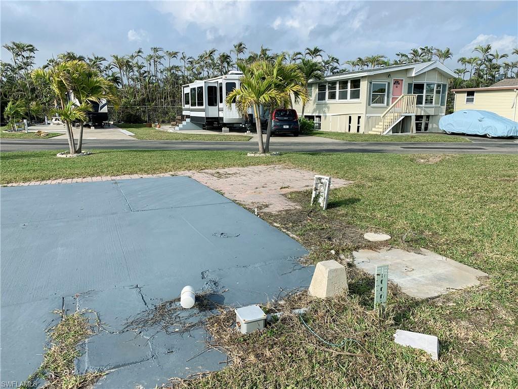 PALMETTO PALMS R V - Land
